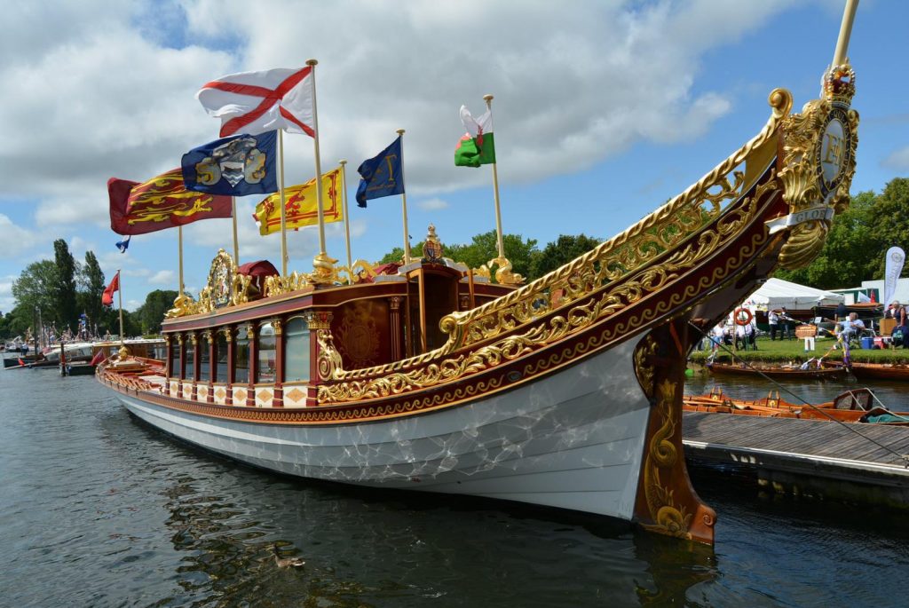 festivals boat tour